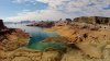 Houseboat_on_Lake_Powell-Sept2014.jpg