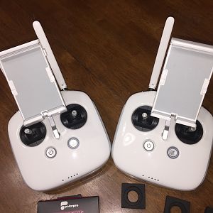 phantom 4 controllers