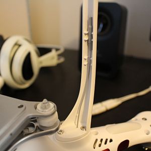 Wire coming from the arm of the drone. The motor on this arm works fine.