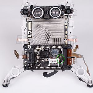 DJI-Phantom4-Teardown-07-flight-controller-heatsink-