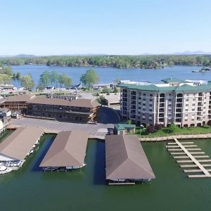Bridgewater Plaza Drone footage Smith Mountain Lake. Spring Day